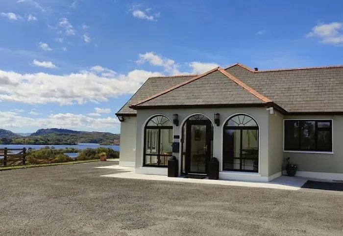 Dooras Lodge